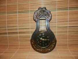 ЧАСЫ НАСТЕННЫЕ МАЯК-КВАРЦ. Выс. 39 см. (ЗНАК КАЧЕСТВА) СССР 1980г.г.