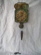 Старые (Старинные) " Часы - Ходики " "Мишки В Лесу" "Маяк". На Ходу !