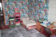 Продам трехкомнатную квартиру 72.6 м² этаж 1/3 район Лужский поселок Красный Маяк посёлок Красный Маяк, 14а